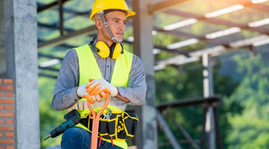 Expert Emergency Roof Repairs services in Cuero, TX